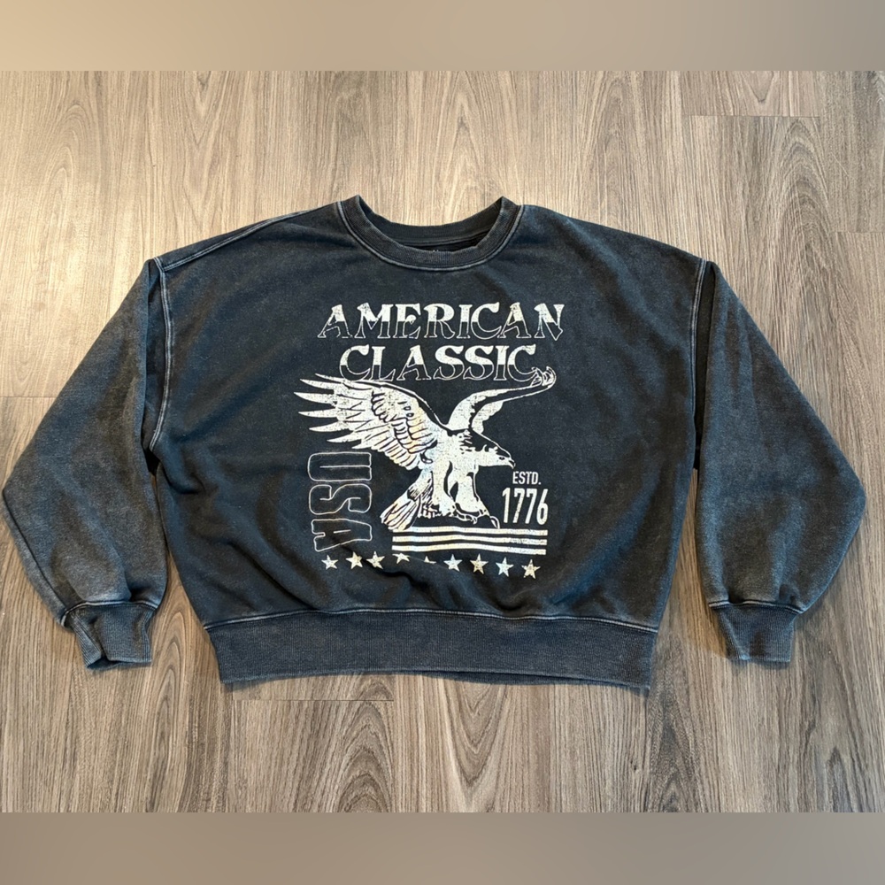 Zoe + Liv Sweatshirt Crewneck - American Classic - Size L